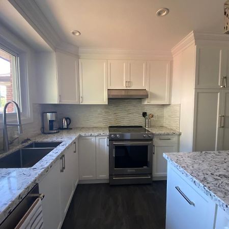 Yonge And Finch Subway !Q Spacious & Quiet Private Bdr With Shared Bathroom Toronto Bagian luar foto