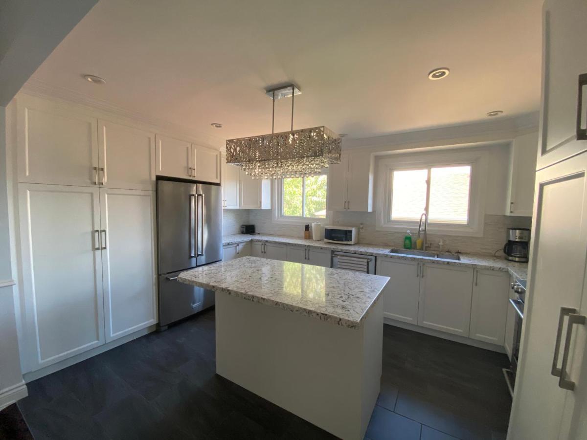 Yonge And Finch Subway !Q Spacious & Quiet Private Bdr With Shared Bathroom Toronto Bagian luar foto